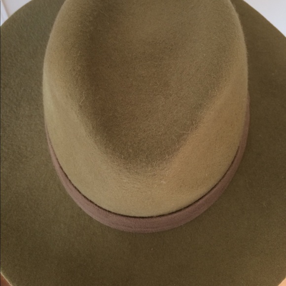 Villete Trimmed Rancher - Picture 5 of 11